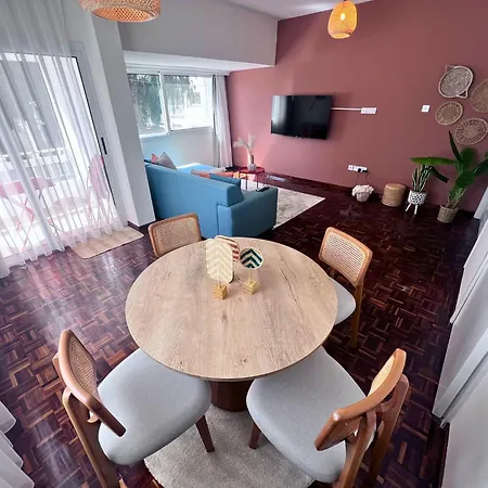 Apartment Genis Ve Yepyeni Konforlu & Merkezi Nicosia