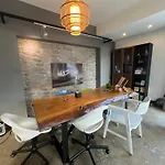 Genis Ve Yepyeni Konforlu & Merkezi Daire * Nicósia