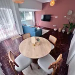 Apartament Genis Ve Yepyeni Konforlu & Merkezi Nikozja